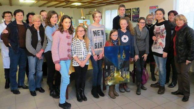 Exposition de peintures et poterie de lamicale laique