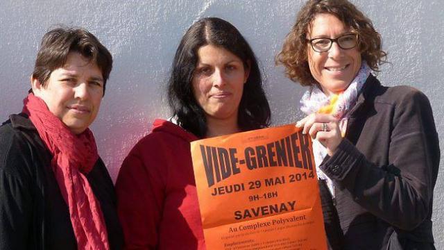 Lecole desnos soubretiere prepare son vide greniers